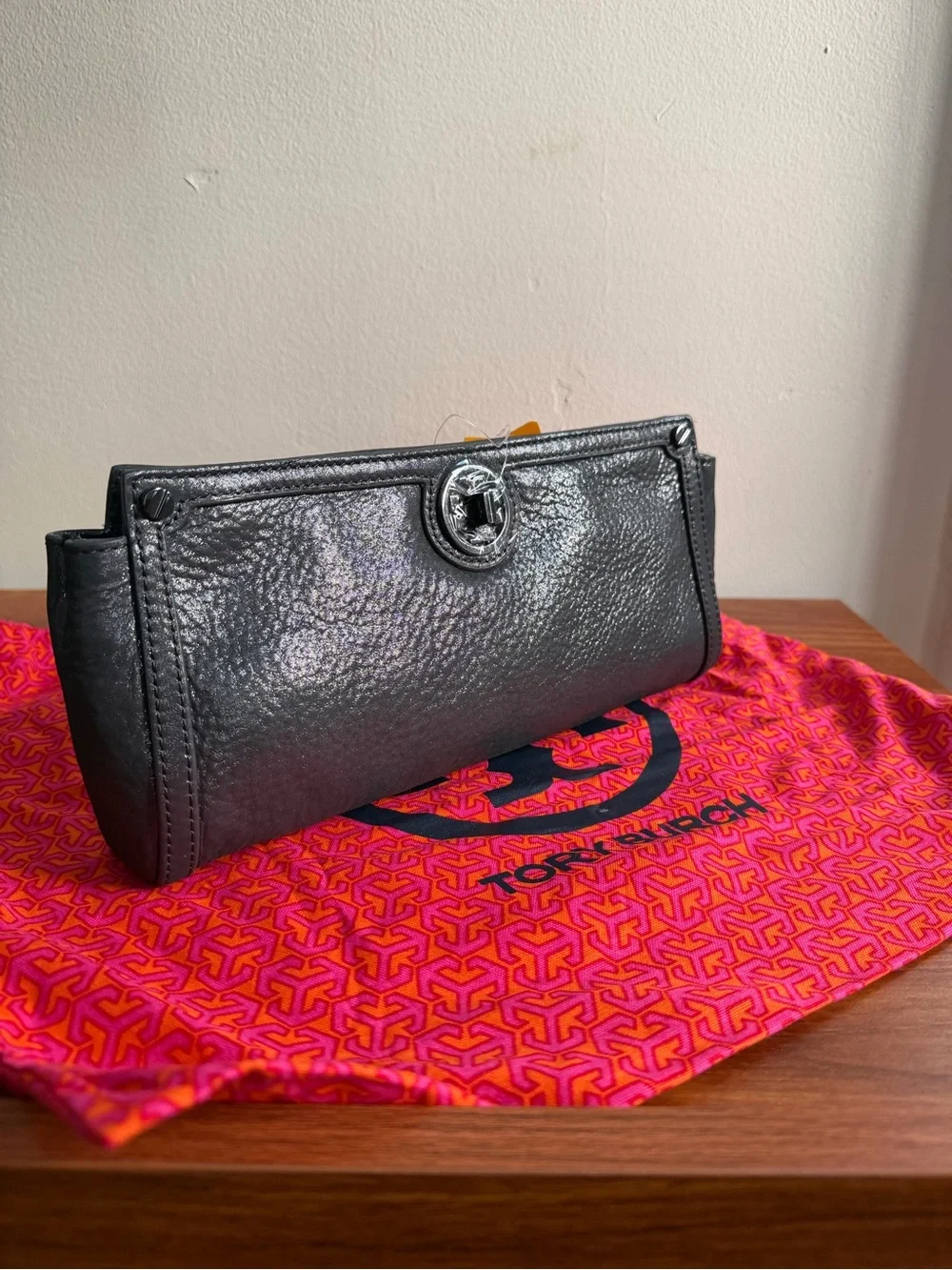 Tory Burch Black Pebbled Leather Turnlock Wristlet